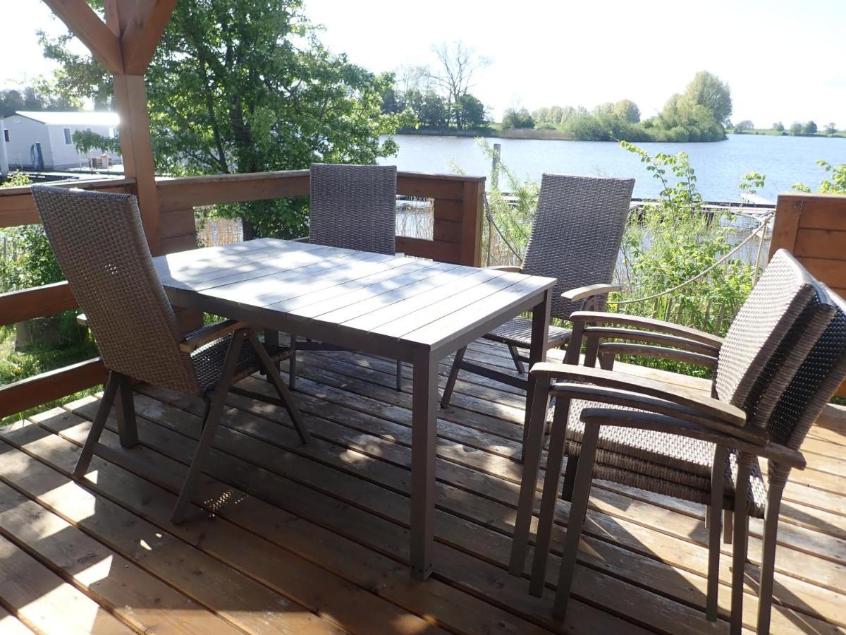 Ferienpark Suederstapel - Eiderlodge 3 Екстериор снимка
