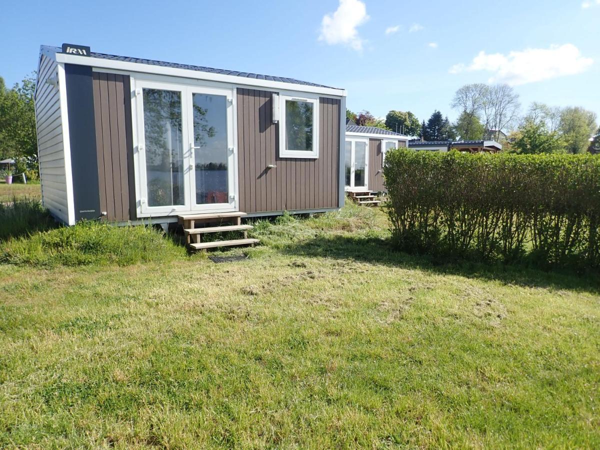 Ferienpark Suederstapel - Eiderlodge 3 Екстериор снимка