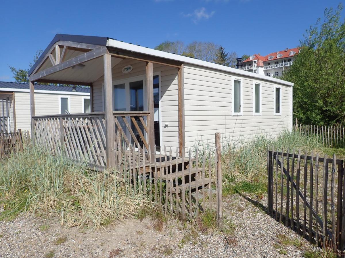 Ferienpark Suederstapel - Eiderlodge 3 Екстериор снимка
