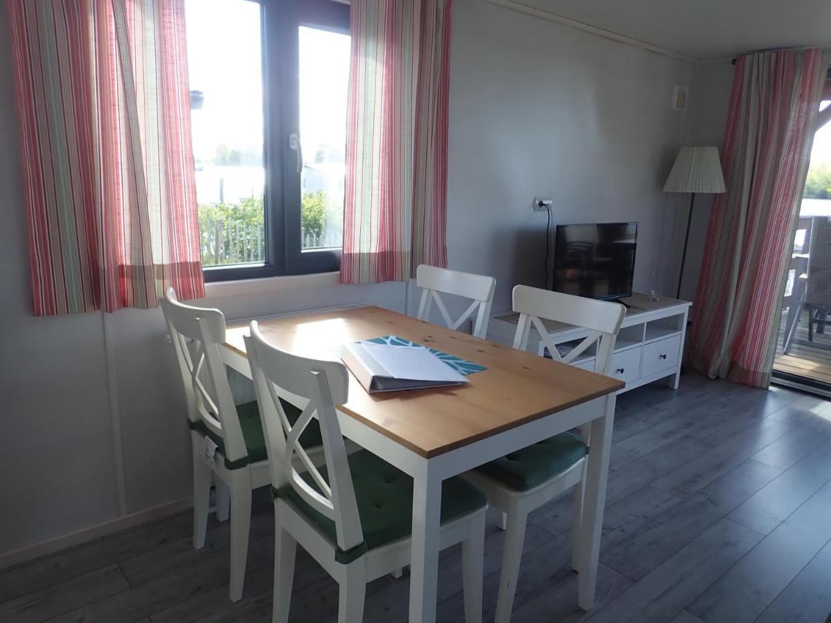 Ferienpark Suederstapel - Eiderlodge 3 Екстериор снимка