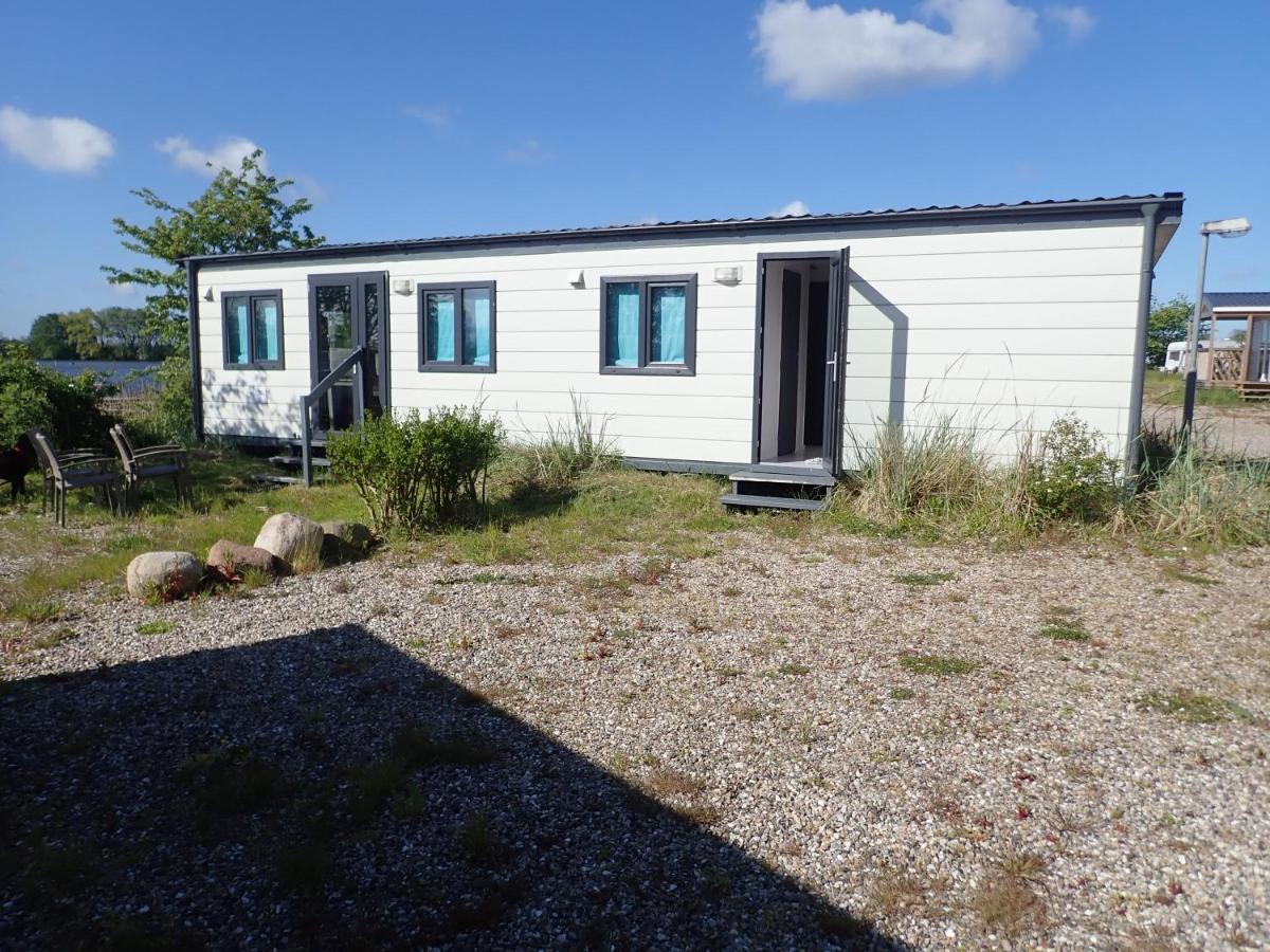 Ferienpark Suederstapel - Eiderlodge 3 Екстериор снимка