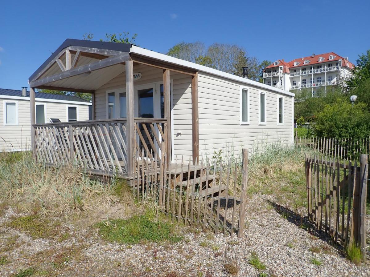 Ferienpark Suederstapel - Eiderlodge 3 Екстериор снимка
